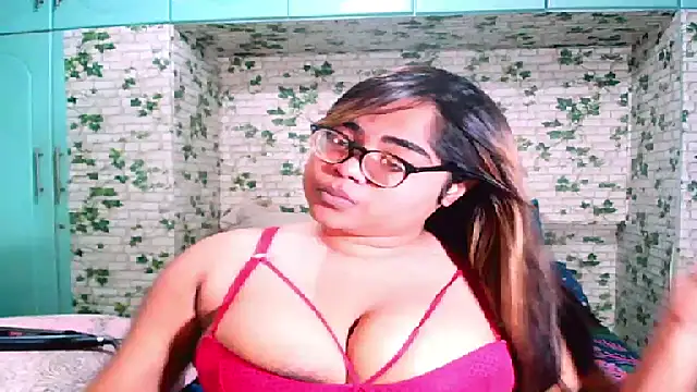 Snapshot of Indian_Lola00 chatting on June 30, 2026, 8:21 pm Indian Lola00 online show from June 30, 2026, 8:21 pm