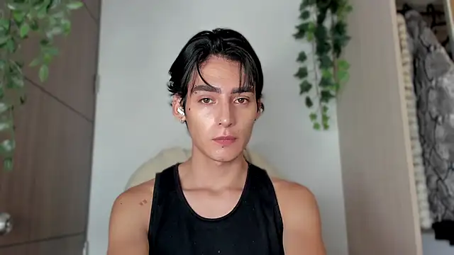 sebas rose online show from March 2, 2025, 9:54 pm