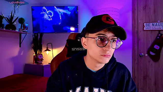 Mr evan1 online show from November 28, 2025, 6:32 pm