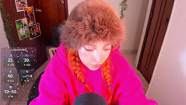 Snapshot of Violetaarey chatting on January 7, 2026, 11:29 pm Violetaarey online show from January 7, 2026, 11:29 pm