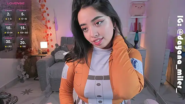  dayana miler online show from December 10, 2024, 12:39 am