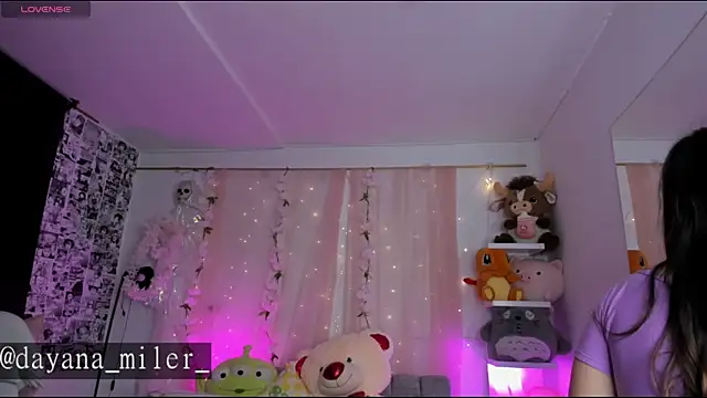  dayana miler online show from April 24, 2026, 12:35 am