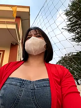 May-Squirt online show from December 20, 2025, 9:27 am