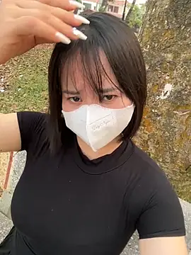 May-Squirt online show from April 5, 2026, 10:12 am