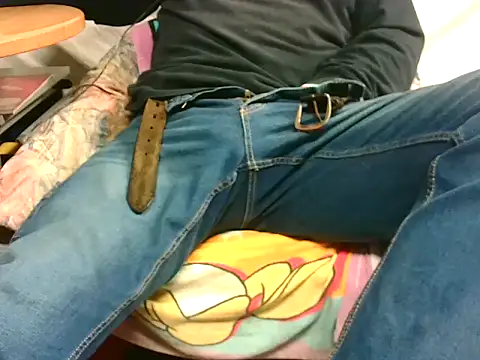 Giulio35 Pika online show from November 15, 2025, 8:27 pm