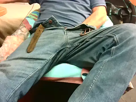 Giulio35 Pika online show from April 19, 2026, 3:22 pm