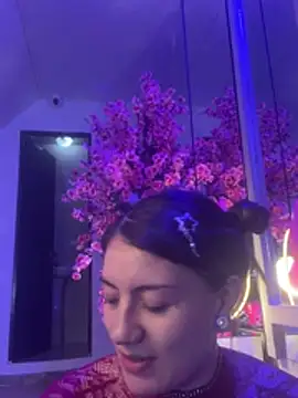 Snapshot of Broklinwhite_ chatting on July 25, 2026, 2:25 pm Broklinwhite online show from July 25, 2026, 2:25 pm