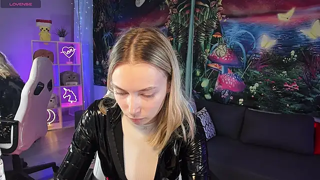 TiffanyBatson online show from February 23, 2025, 6:17 am