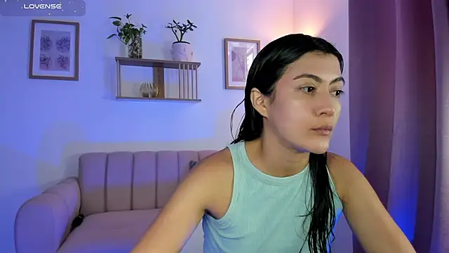 Lilabril online show from July 28, 2026, 2:57 pm