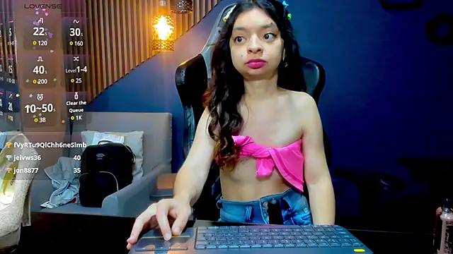 CharlotteMuller online show from January 21, 2025, 11:02 pm