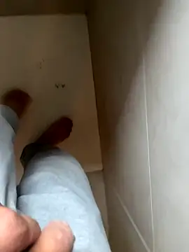 Edosxxl online show from December 9, 2024, 8:00 am