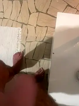 Edosxxl online show from September 12, 2025, 10:54 pm