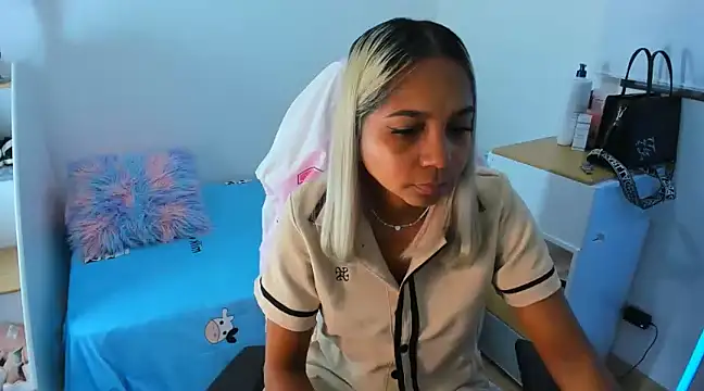  anhalia online show from December 7, 2024, 2:53 am