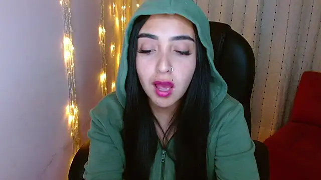 AmberGoddess  online show from January 19, 2025, 9:22 am