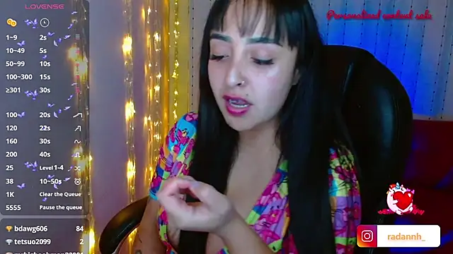 AmberGoddess  online show from March 19, 2025, 4:36 am