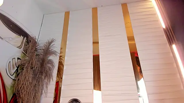 Biiancacox online show from October 17, 2025, 3:10 am