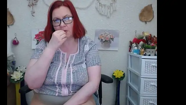 PlayfullMature online show from September 19, 2025, 9:59 pm