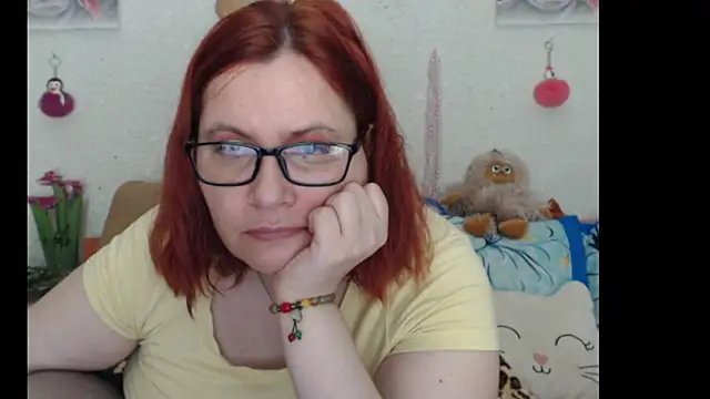 PlayfullMature online show from December 1, 2025, 9:31 pm