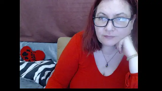 PlayfullMature online show from April 19, 2026, 5:23 pm