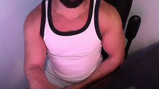 Snapshot of TopDaddy23 chatting on July 16, 2026, 11:05 am TopDaddy23 online show from July 16, 2026, 11:05 am