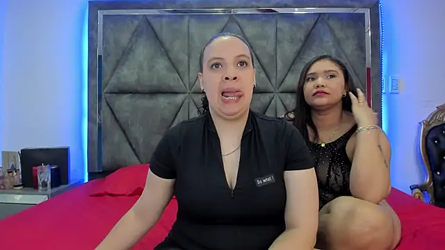 Danielaandximena online show from March 1, 2025, 2:26 am