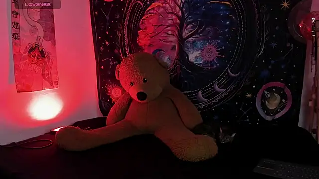 Elena-Rosse online show from October 28, 2025, 11:18 pm