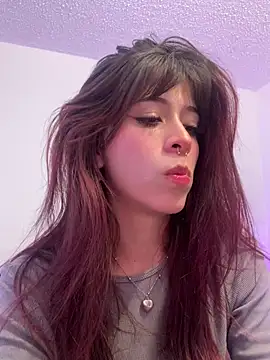 Snapshot of SuzzyyM chatting on July 29, 2026, 10:30 pm SuzzyyM online show from July 29, 2026, 10:30 pm
