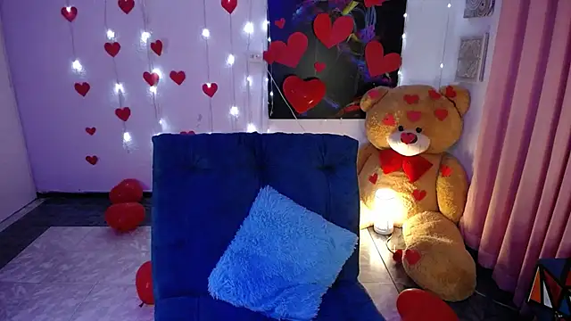 IsaBaileys  online show from February 15, 2025, 10:31 pm