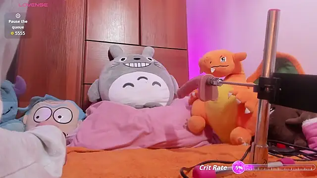 Snapshot of saralolo420 chatting on October 12, 2025, 11:48 pm saralolo420 online show from October 12, 2025, 11:48 pm