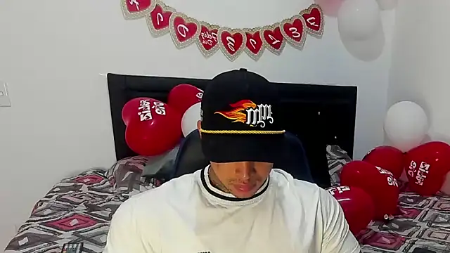 Stiven collins online show from February 16, 2025, 5:48 am