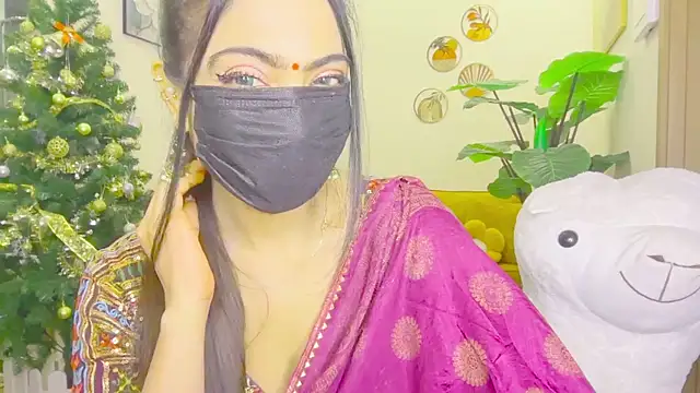 Monalisadon018 online show from February 15, 2026, 4:31 am