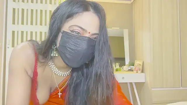 Monalisadon018 online show from March 10, 2026, 2:33 pm