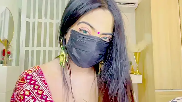 Monalisadon018 online show from April 21, 2026, 2:51 am