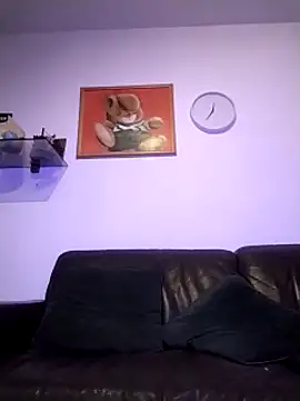 Knuffelstaaf123 online show from January 5, 2025, 6:45 pm