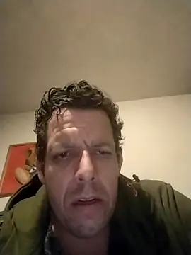 Knuffelstaaf123 online show from March 17, 2025, 1:46 am