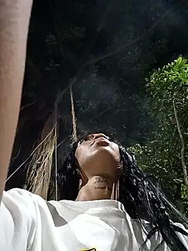 Honey-420- online show from September 24, 2025, 12:25 am