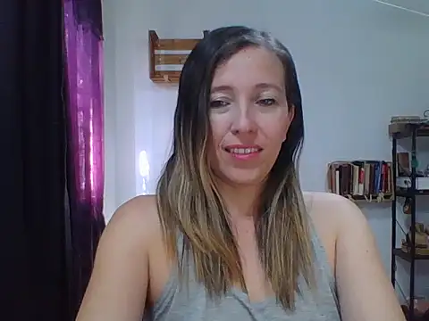 charlott ponce online show from December 1, 2025, 6:24 pm