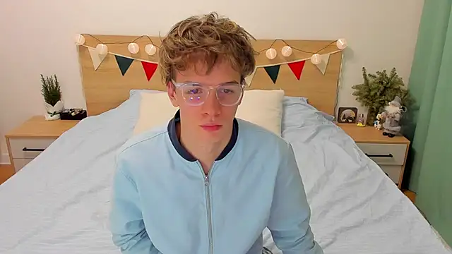 Fandi 777 online show from January 13, 2025, 5:23 am