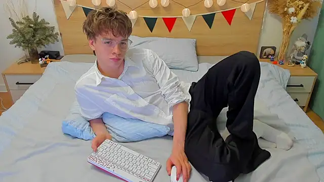 Fandi 777 online show from January 25, 2025, 10:51 am