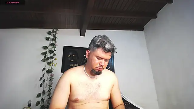 jade-stone88 online show from March 21, 2025, 5:54 am