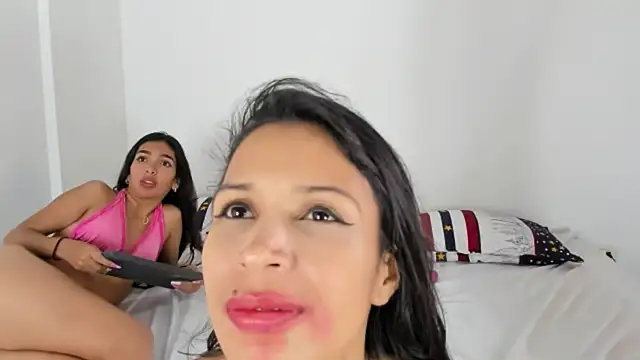 SweetYoungs  online show from February 6, 2025, 8:23 pm