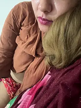 GoddssMalena online show from April 24, 2026, 4:48 am