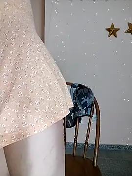 lucecitafantasy2 online show from February 8, 2025, 8:42 pm