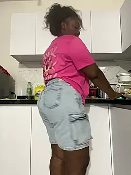 emilyrojas online show from April 21, 2026, 11:16 am