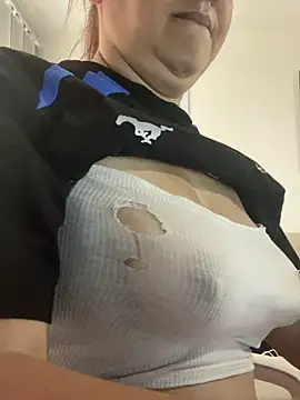 ruby santana777 online show from February 27, 2025, 4:10 pm