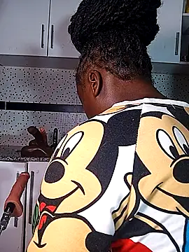 Bella045 online show from November 17, 2025, 12:16 am