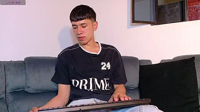 Mr daren  online show from October 22, 2025, 6:07 pm