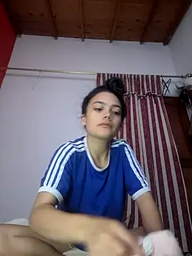 littlemelii online show from February 1, 2025, 3:18 pm