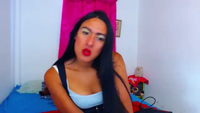 misss estrella online show from September 28, 2025, 5:18 pm