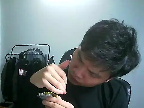 Snapshot of Kelvin_kol chatting on March 18, 2025, 1:31 pm Kelvin kol online show from March 18, 2025, 1:31 pm